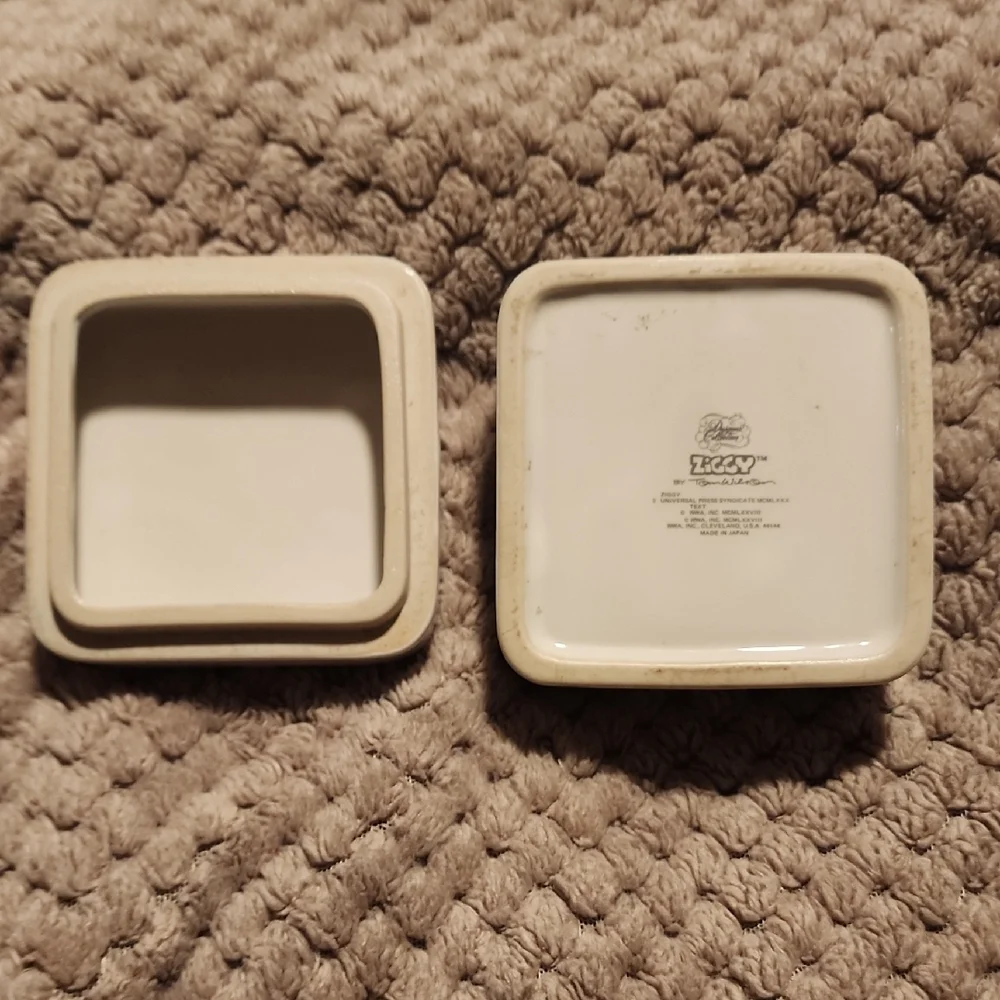 Vintage Ziggy Small Trinkets Treasures 'n Trash Box - Picture 3 of 4